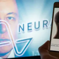 ¡Impresionante! Elon Musk anuncia el primer caso de implante con el chip cerebral 'Telepathy'