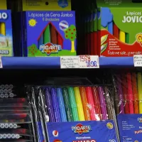 ¿Quiénes pueden recibir el Bono Útiles Escolares y cuándo se entrega el beneficio estudiantil?