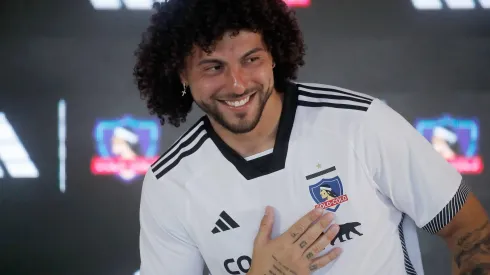 Los Albos presentaron su nueva camiseta en el Monumental este miércoles.