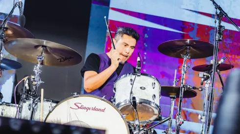 Los Bunkers suspenden shows y revelan estado de salud de baterista