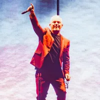 \'Vamos Chile\': Alejandro Sanz anuncia ayuda a damnificados por los incendios en Viña del Mar