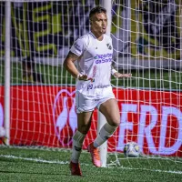 ¡Otro más! Javier Parraguez se viste de héroe en Brasil con agónico gol