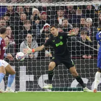 Al Dibu Martínez le hacen megagolazo y Aston Villa fuera de FA Cup a manos de Chelsea