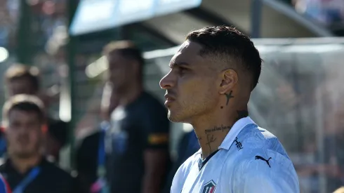 Paolo Guerrero tendrá que ver cómo desvincularse de César Vallejo para poder seguir con su larga trayectoria en el fútbol.
