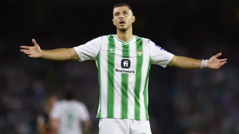 Guido Rodríguez defendiendo los colores de Real Betis
