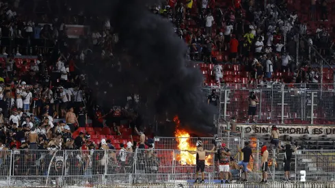 Colo Colo juega ante Godoy Cruz en Mendoza.