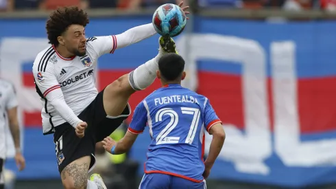 Maxi Falcón caliente el Superclásico entre Colo Colo y la U.