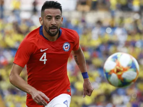 Huaso Isla grafica su pasión por el fútbol antes de volver a la Roja