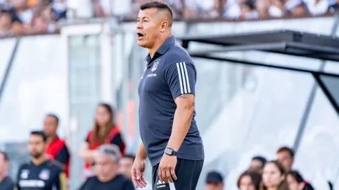 Jorge Almirón tuvo un primer Superclásico para el olvido.