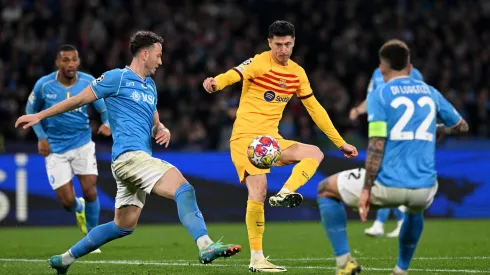 Barcelona define como local ante Napoli.