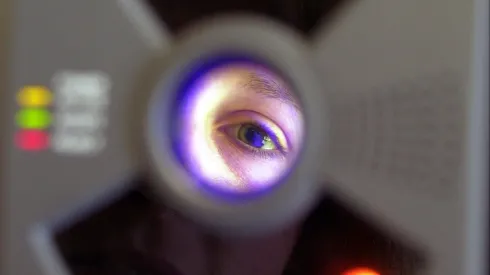 WorldCoin: Las consecuencias de escanear el iris por dinero