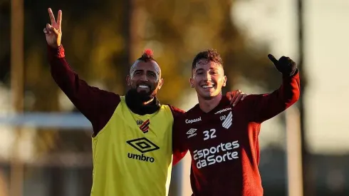 Vidal y Arriagada compartieron en Paranaense