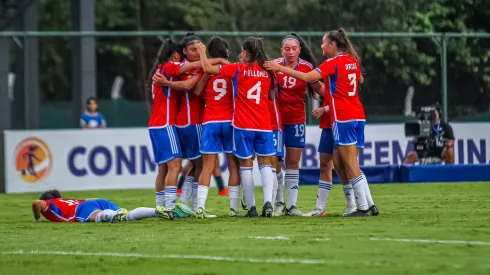 La selección chilena celebró en Paraguay.
