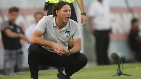 Gabriel Milito enfrentó a Colo Colo como entrenador de O'Higgins.