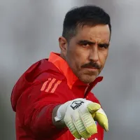 Gareca confirma que Bravo tiene prioridad en el arco de la Roja: \'Todavía puede aportar\'