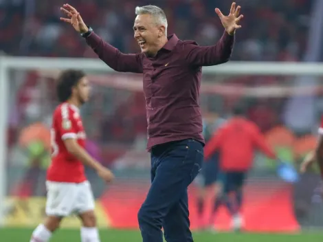 Tiago Nunes da las claves del "fútbol total" que lo llenó de títulos