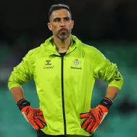 Claudio Bravo vuelve a pelear la titularidad en el Betis gracias a la selección chilena