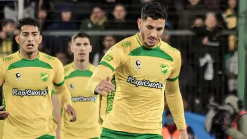 Gonzalo Castellani jugando con la camiseta de Defensa y Justicia.