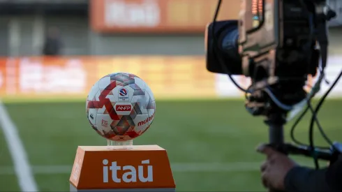 El Campeonato Nacional tendrá un duelo por Mega.