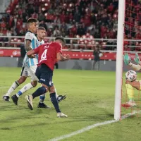 Aprovecha el vuelo de la Roja: Mauricio Isla se transforma en héroe con Independiente