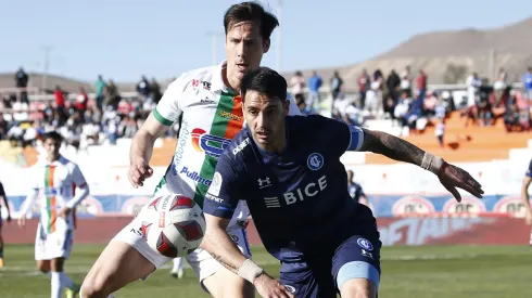 Universidad Católica y Cobresal chocan buscando tres puntos de oro para alejarse de la zona de descenso.