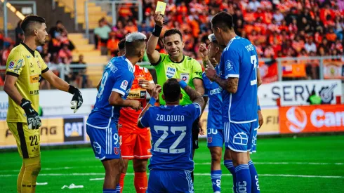 Matías Zaldivia fue amonestado contra Cobreloa.