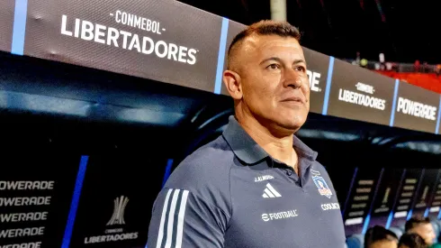 Almirón quiere hacer la mejor Libertadores posible con el Cacique.