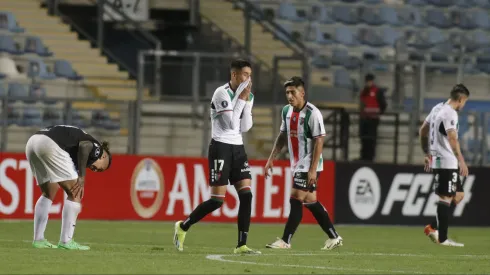 Román se fue expulsado en la derrota de Palestino