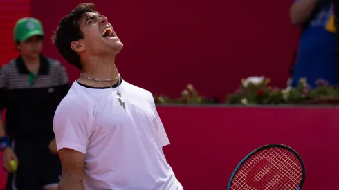 Cristian Garin celebró con todo su pase a semifinales en Estoril.