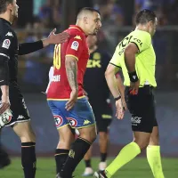 Vecchio acusa al árbitro por ayuda a la U: \'En el camarín nos dijo que era penal\'