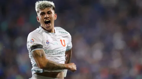 Maxi Guerrero celebró así su gol contra Unión Española.