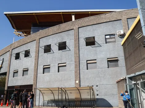 Incendio afecta dependencias del estadio Nacional