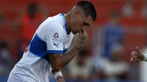 Nicolás Castillo volvió a las canchas luego de sus graves problemas físicos.