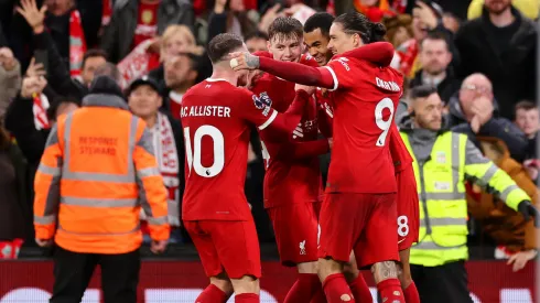 Los jugadores de Liverpool, a puro festejo.