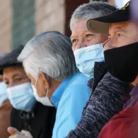 ¿Cuáles son los documentos necesarios para postular al Fondo Nacional del Adulto Mayor?