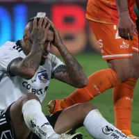 Vidal se indigna con Cobreloa por hacer tiempo y con el arbitraje: 'Por eso nos va mal en Sudamérica'