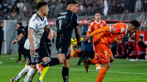 Brayan Cortés empujó a Rodolfo González y recibió la tarjeta roja directa.