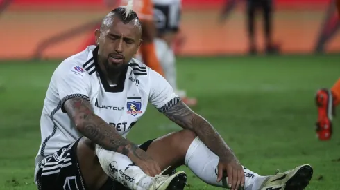 Vidal acusó que todos "se meten atrás" contra Colo Colo