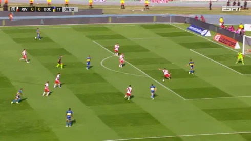 El cruce de Paulo Díaz fue clave en el gol de River Plate