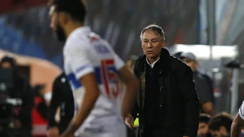 El ex DT de la UC encontró club