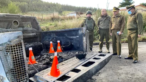 Canete, 27 de abril de 2024<br />
El General de Carabineros Ricardo Yanez asiste al lugar del asesinato de tres carabineros en Canete.<br />
Carabineros via Aton Chile
