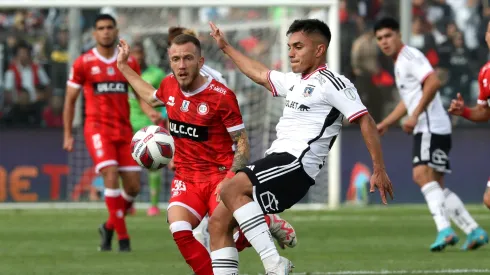 Colo Colo recibe a Unión La Calera.