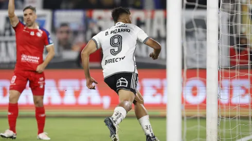 Damián Pizarro marcó un doblete y lideró la victoria de Colo Colo ante Unión La Calera.