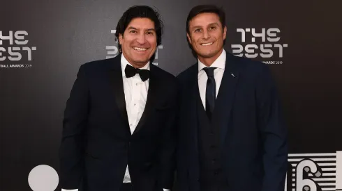 Iván Zamorano le traspasó su amor por Colo Colo a Javier Zanetti.