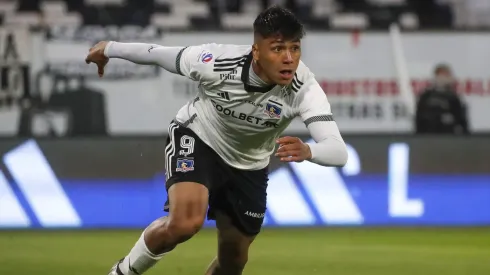 Damián Pizarro volvió a la titularidad y respondió con un doblete para el triunfo de Colo Colo.