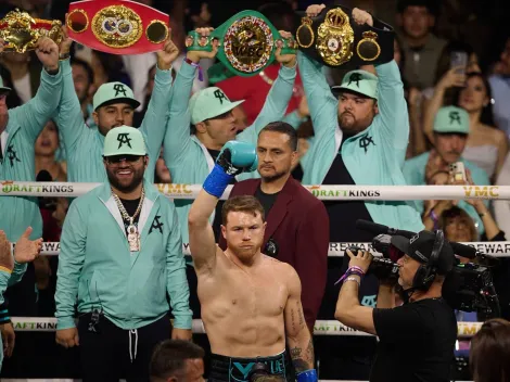 Canelo Álvarez vence a Munguía en fallo unánime