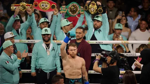 Canelo Álvarez venció en las tarjetas a su rival