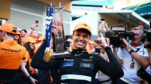 Lando Norris festeja su primera victoria en la Fórmula 1.