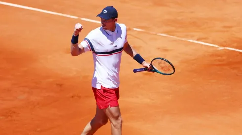 Nicolás Jarry se mantiene con vida en Roma.