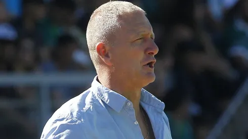 Apenas cuatro partidos duró en su cargo y se despidió por redes sociales.